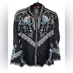 Johnny Was Audrey Oversized Embroidered Blouse Sanded Black